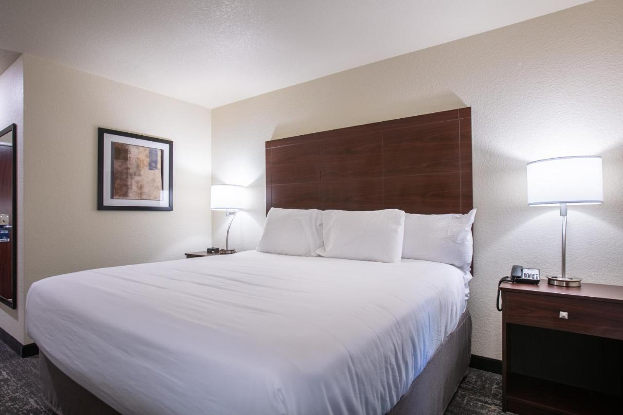 Cobblestone Inn & Suites - Pine Bluffs Exteriör bild