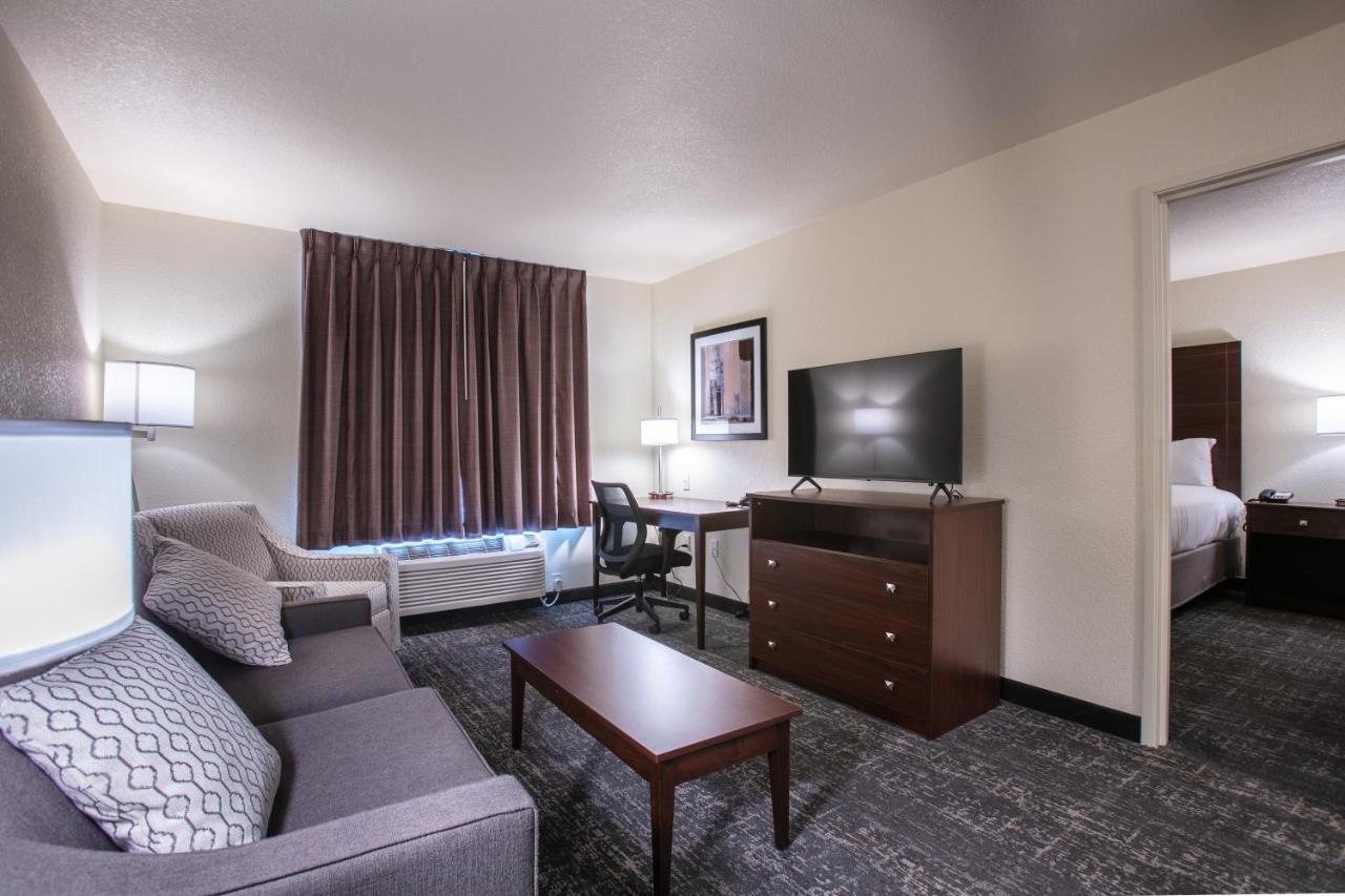 Cobblestone Inn & Suites - Pine Bluffs Exteriör bild