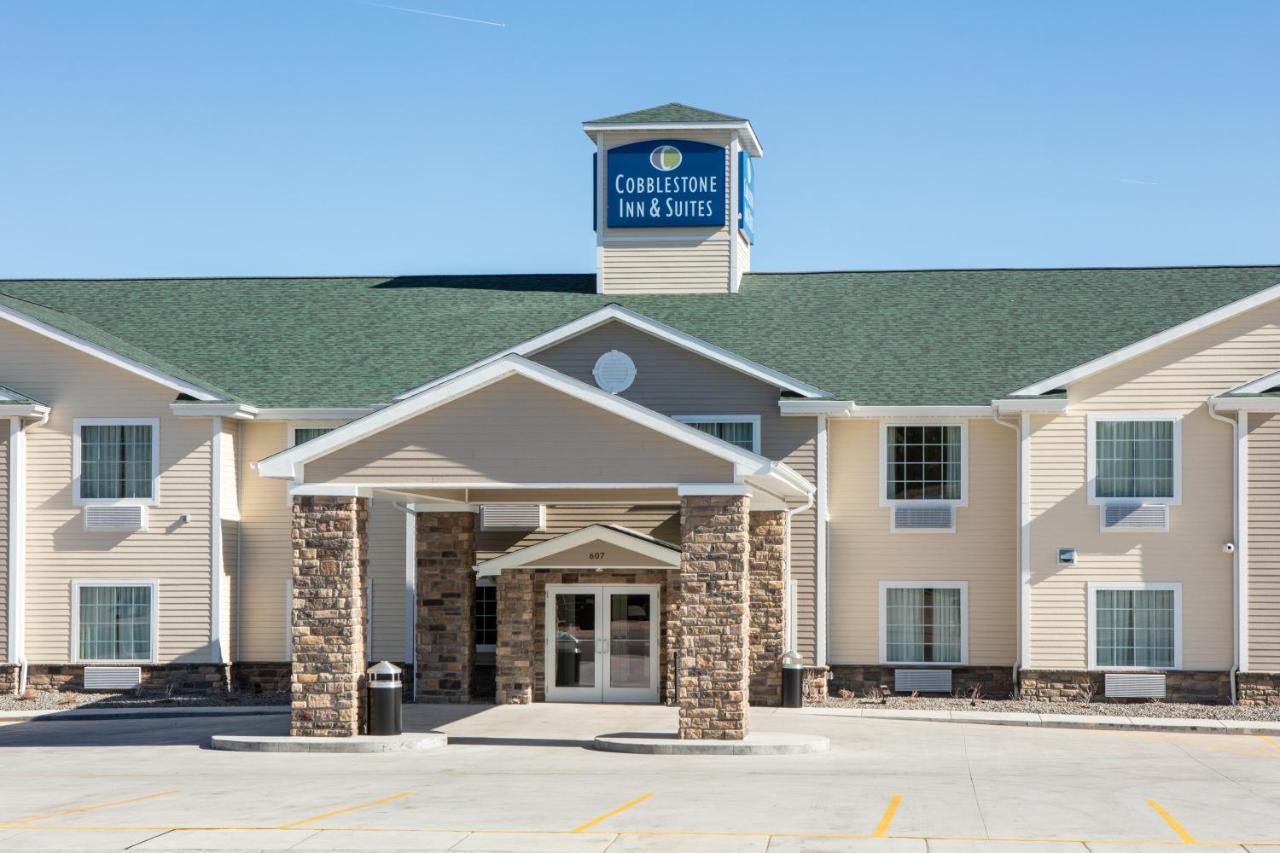 Cobblestone Inn & Suites - Pine Bluffs Exteriör bild